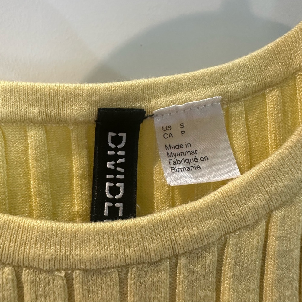 Divided Light Yellow Ribbed Tank Top - Picture 2 of 3